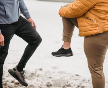 Zima nie zatrzyma Twojego biegu: jak dobrać odzież termoaktywną na mroźne treningi