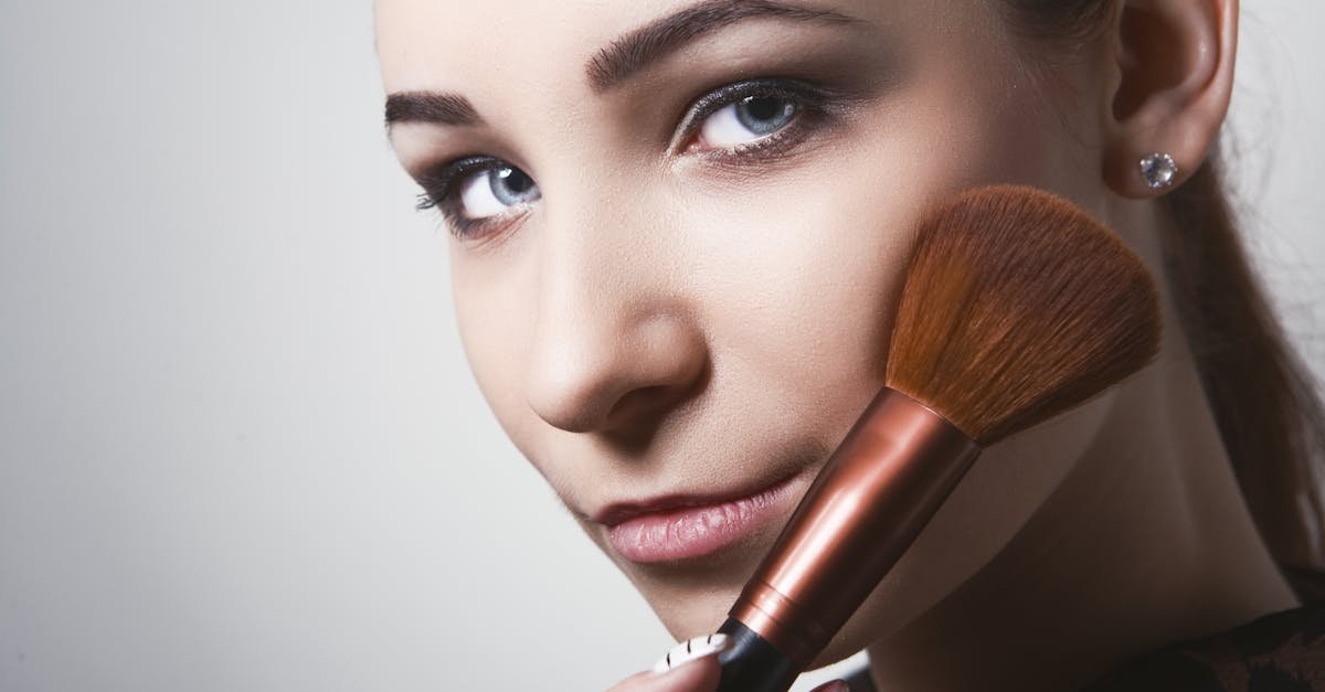 Sekret promiennej cery: właściwa kolejność aplikacji kosmetyków krok po kroku