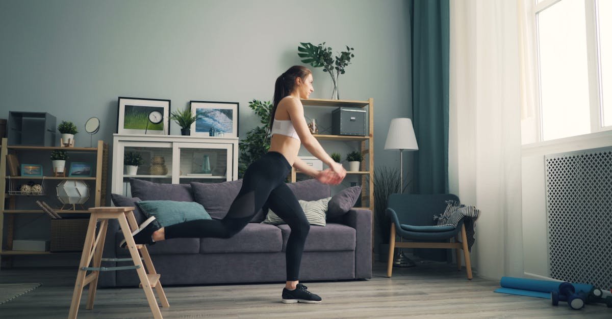 Smukłe łydki bez siłowni: 15-minutowy domowy trening, który naprawdę działa