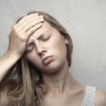 Ukojenie przed okresem: naturalne i skuteczne sposoby na objawy PMS