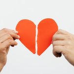 Od łez do lekkości: Twój plan odbudowy siebie po niespodziewanym rozstaniu