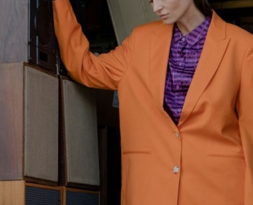 Oversize’owa marynarka: 10 stylizacji od casualu po elegancję, które od razu odtworzysz